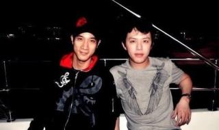 王力宏李云迪牵手照 王力宏李云迪牵手照