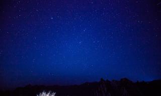 夜空中最亮的星原唱 夜空中最亮的星原唱